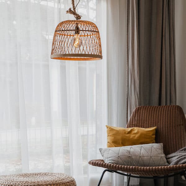 Rustikale Hängelampe aus Rattan – Calamus